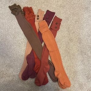 6 pairs of long over the knee sweater socks! In a range of warm fall colors.